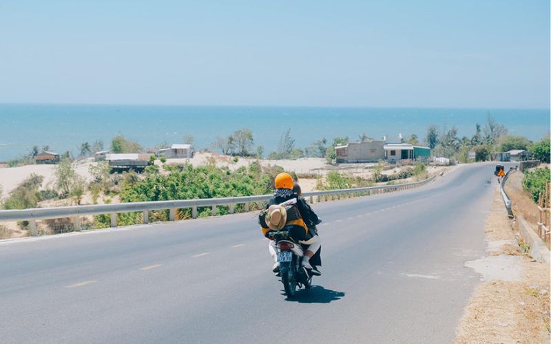 đồ ăn nhẹ và nước uống