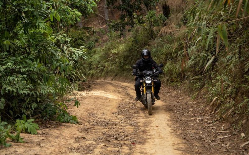 Trang bị đầy đủ đồ bảo hộ an toàn